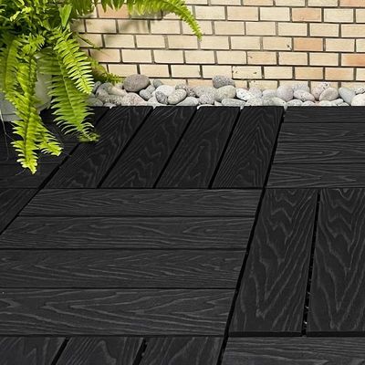 Piastrelle di pavimento in legno quadrato esterno resistenti alle intemperie