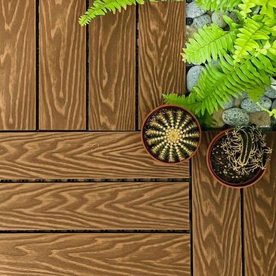 Un buon prezzo. Patio Legno Interlocking Composite Deck Piastrelle resistente alle intemperie in linea